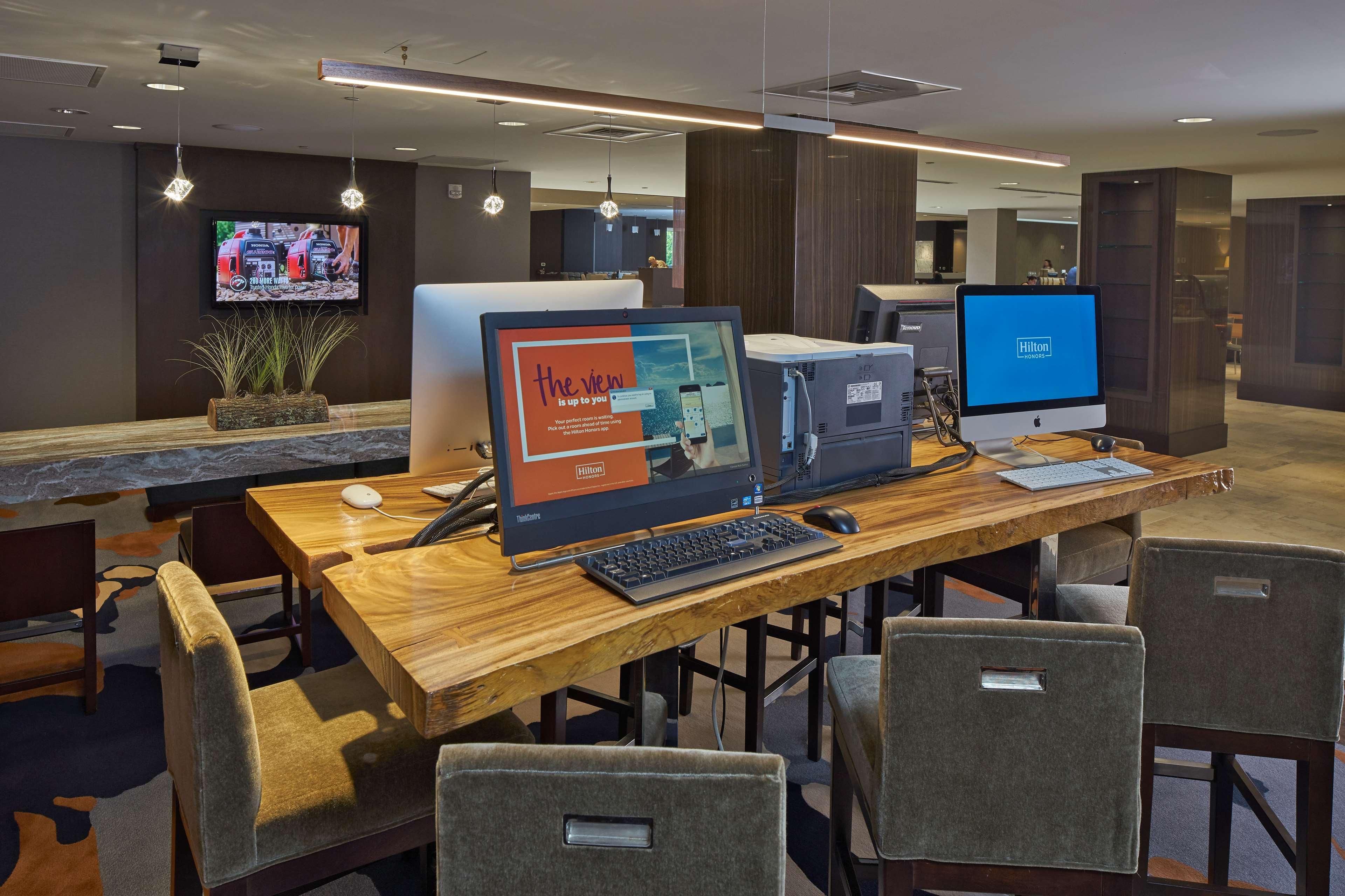Hilton Raleigh North Hills Hotel Faciliteter billede