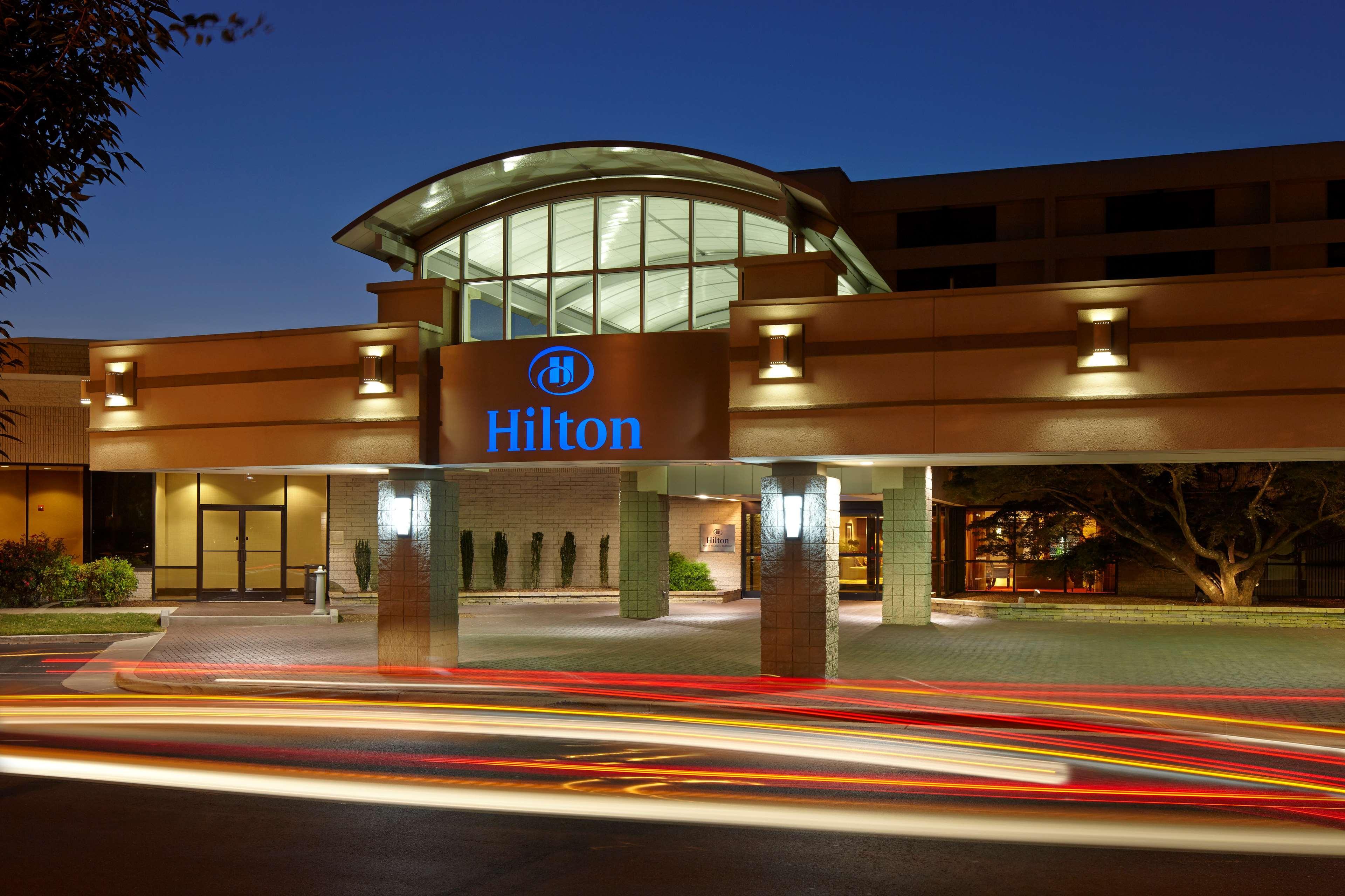 Hilton Raleigh North Hills Hotel Eksteriør billede